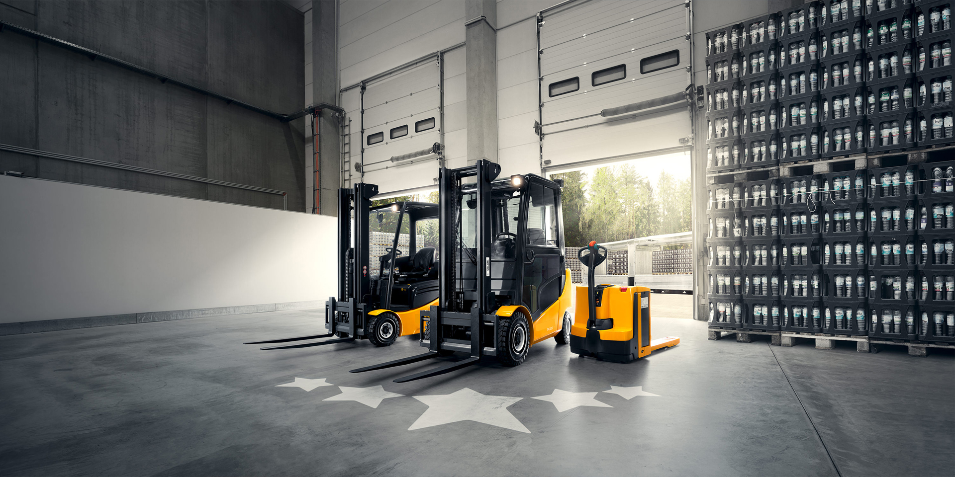 Обслуживание и ремонт складского оборудования и техники.